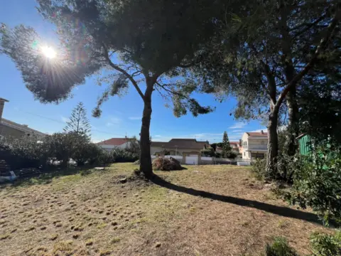 Terreno en Carrer de l'Arc Iris