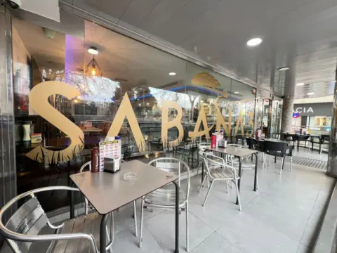 Local comercial en Avinguda del Mossèn Jaume Soler, 39