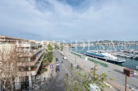 Ático en Passeig de Vara de Rei, 8