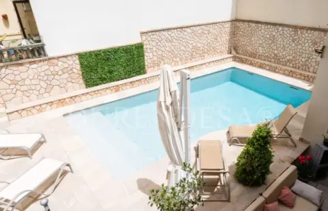 Casa en Carrer de la Dolçor, 140