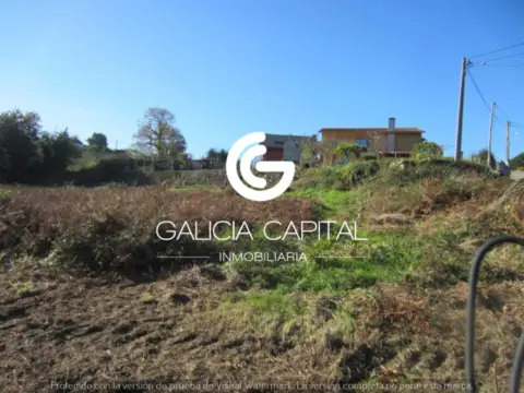 Terreno en Camino de Tomada