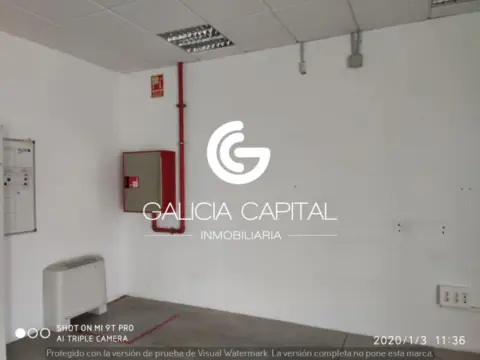 Nave comercial en calle del Regueiro do Forno