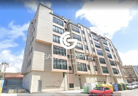 Local comercial en calle de Camilo Veiga