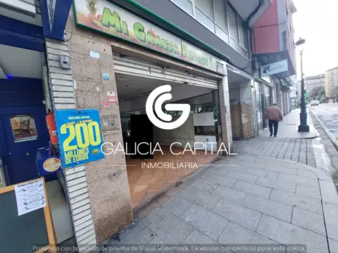 Local comercial en calle de Pi i Margall