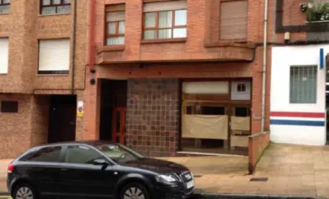 Local comercial en calle de Ricardo Montes, 33