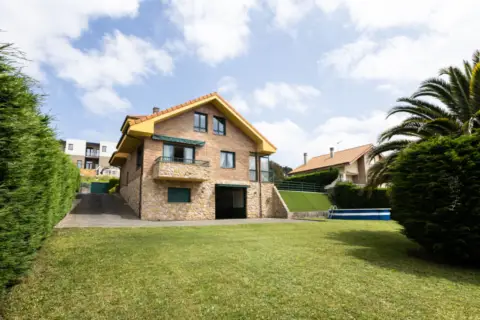 Chalet unifamiliar en Vía Castañera, nº 73