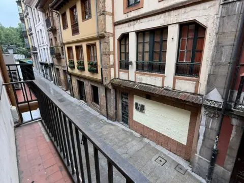 Piso en calle Oscura, 17