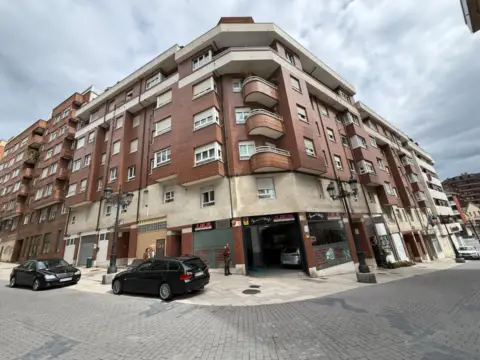 Estudio en calle del Monte Gamonal, 6