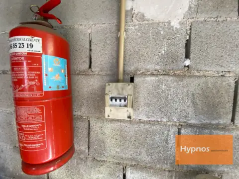 Nave comercial en Jumilla