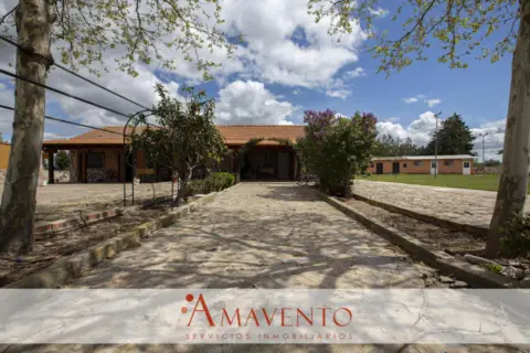 Finca rústica en calle de Valdepiélagos