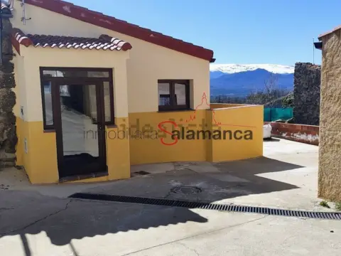 Chalet unifamiliar en calle Fuente