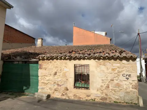 Chalet unifamiliar en calle de la Iglesia