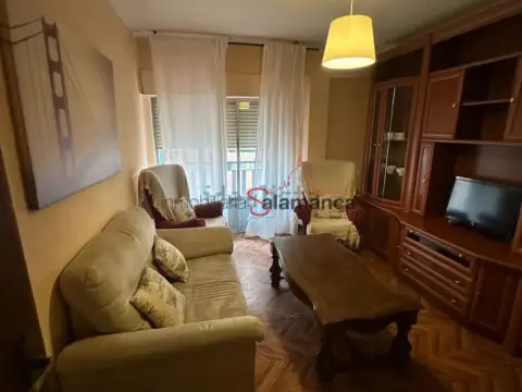 Piso en Salesas-Glorieta-Chinchibarra-Capuchinos