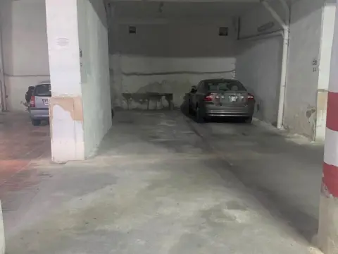 Garaje en calle de la Cerámica