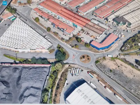 Nave comercial en Polígono Industrial Aurrera