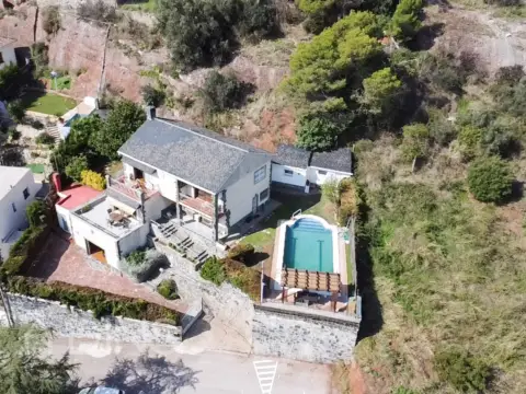 Casa en calle Camí de Lloveres, nº 25