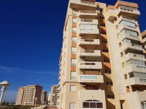 Flat in Urbanización Puerto Mar Iii, nº 4