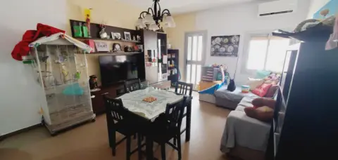 Piso en La Salut-Lloreda-Sistrells