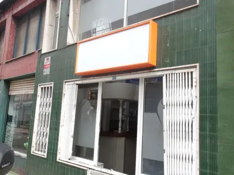 Local comercial en La Calzada