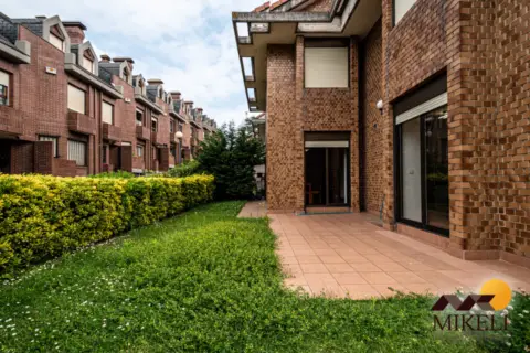 Casa pareada en Avenida de Valdecilla