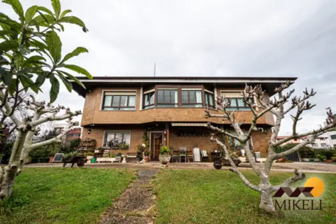 Casa unifamiliar en calle de Sor Ramona Ormazabal, 7