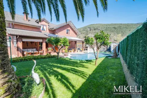 Chalet unifamiliar en Barrio de Pomar