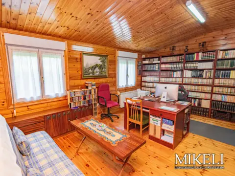 Casa en calle de la Carretera General