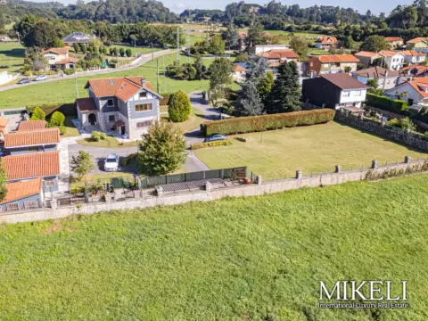 Casa unifamiliar en Barrio de Camargo Ladredo