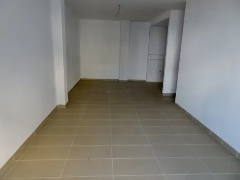 Piso en calle de Ramón y Cajal