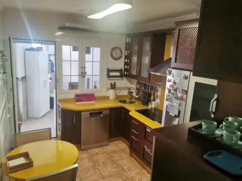Casa unifamiliar en calle de Arcoiris