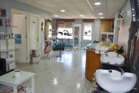 Local comercial en Santa María del Águila