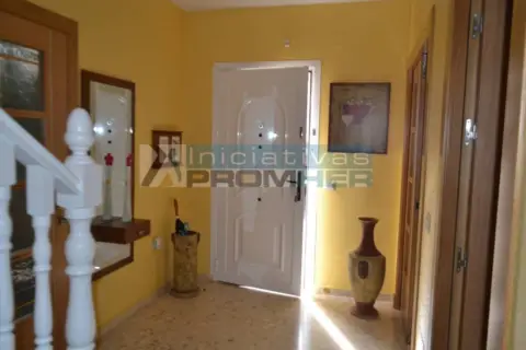 Casa adosada en Loma de La Mezquita