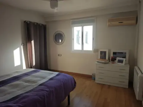 Piso en El Castellar-L´Oliveral