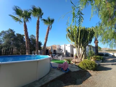 Finca rústica en Camino de Saladas