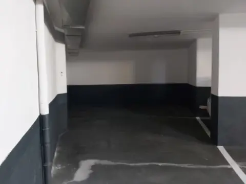 Garaje en Carrer de Santiago Rusiñol, 2