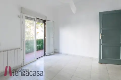 Piso en calle de Alcalá