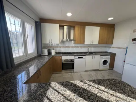 Piso en calle Camí de Les Portes