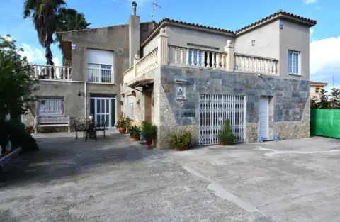 Chalet en Carrer de la Unió