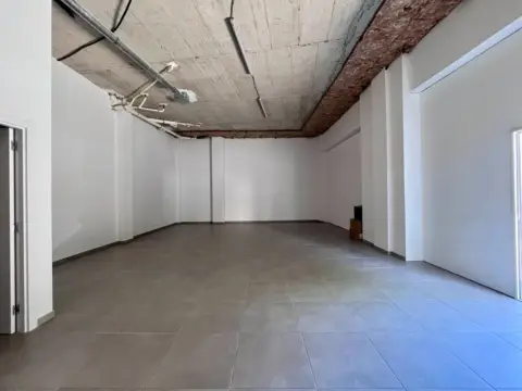 Local comercial en Avinguda de Francesc Macià