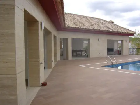 Chalet unifamiliar en Avenida Riude Les Caixes