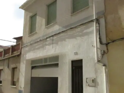 Edificio en Castalla