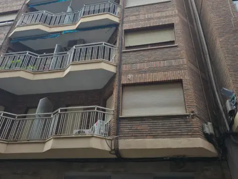 Piso en calle de la Constitución