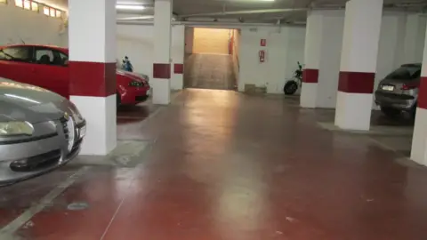 Garaje en calle de los Reyes Católicos, nº 8