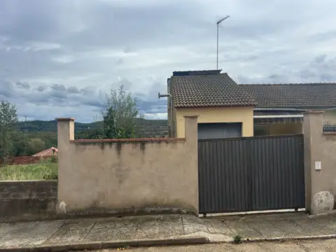 Casa en Carrer del Fluvià