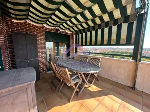 Ático en Paseo del Arco de Ladrillo