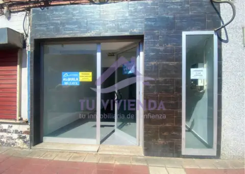 Local comercial en calle de los Embajadores