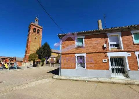 Casa en calle de la Iglesia, 14