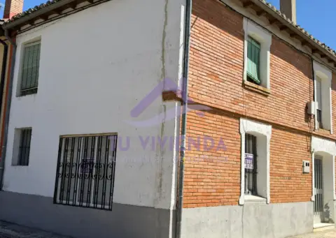 Casa en calle de la Iglesia, 14