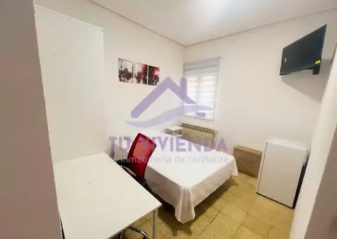 Habitación en Avenida de Segovia