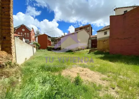 Terreno en calle del Conde Garay